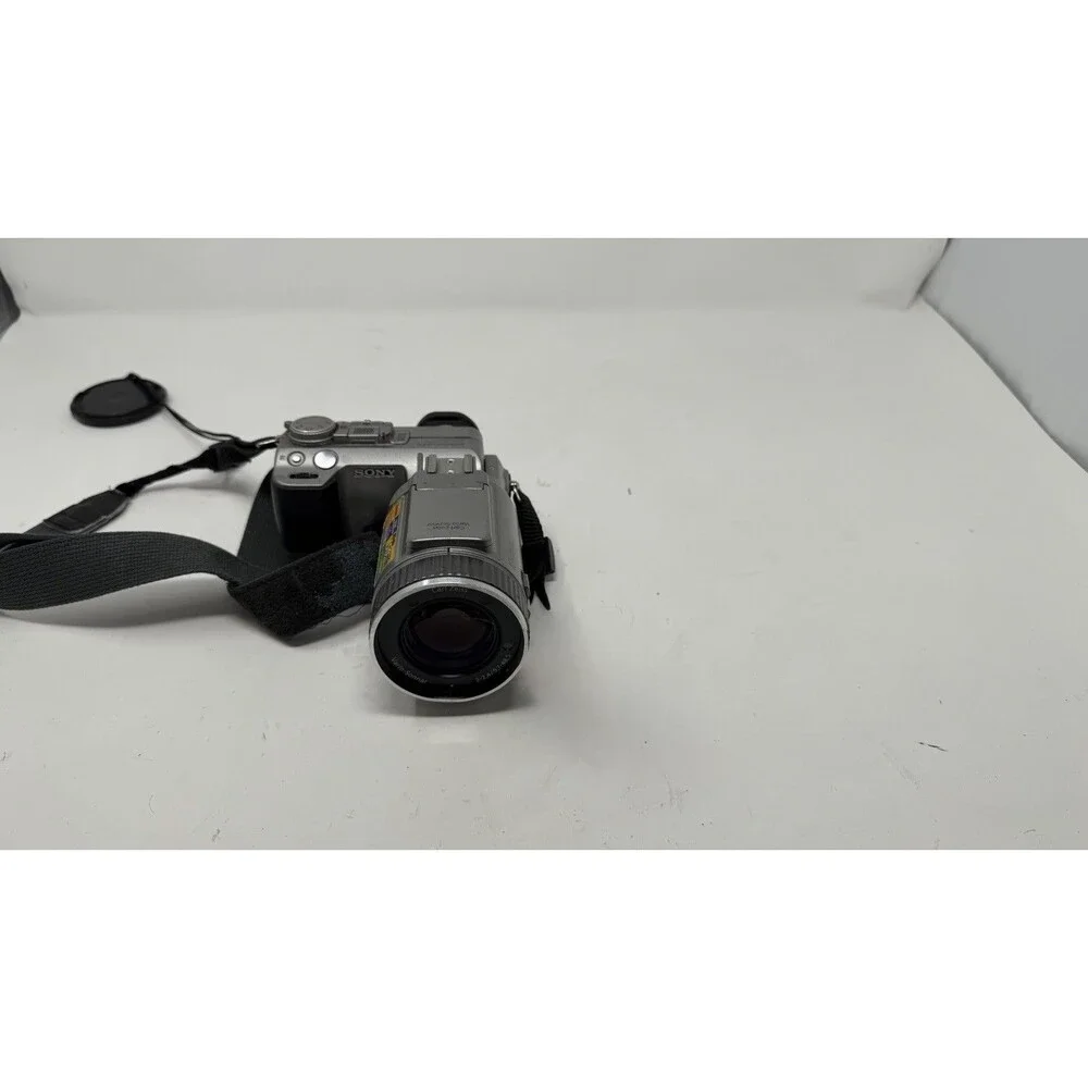 Sony Cyber-shot DSC-F707 5.0MP Digital Camera As Is Parts Only